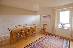 Dining Room - click for photo gallery